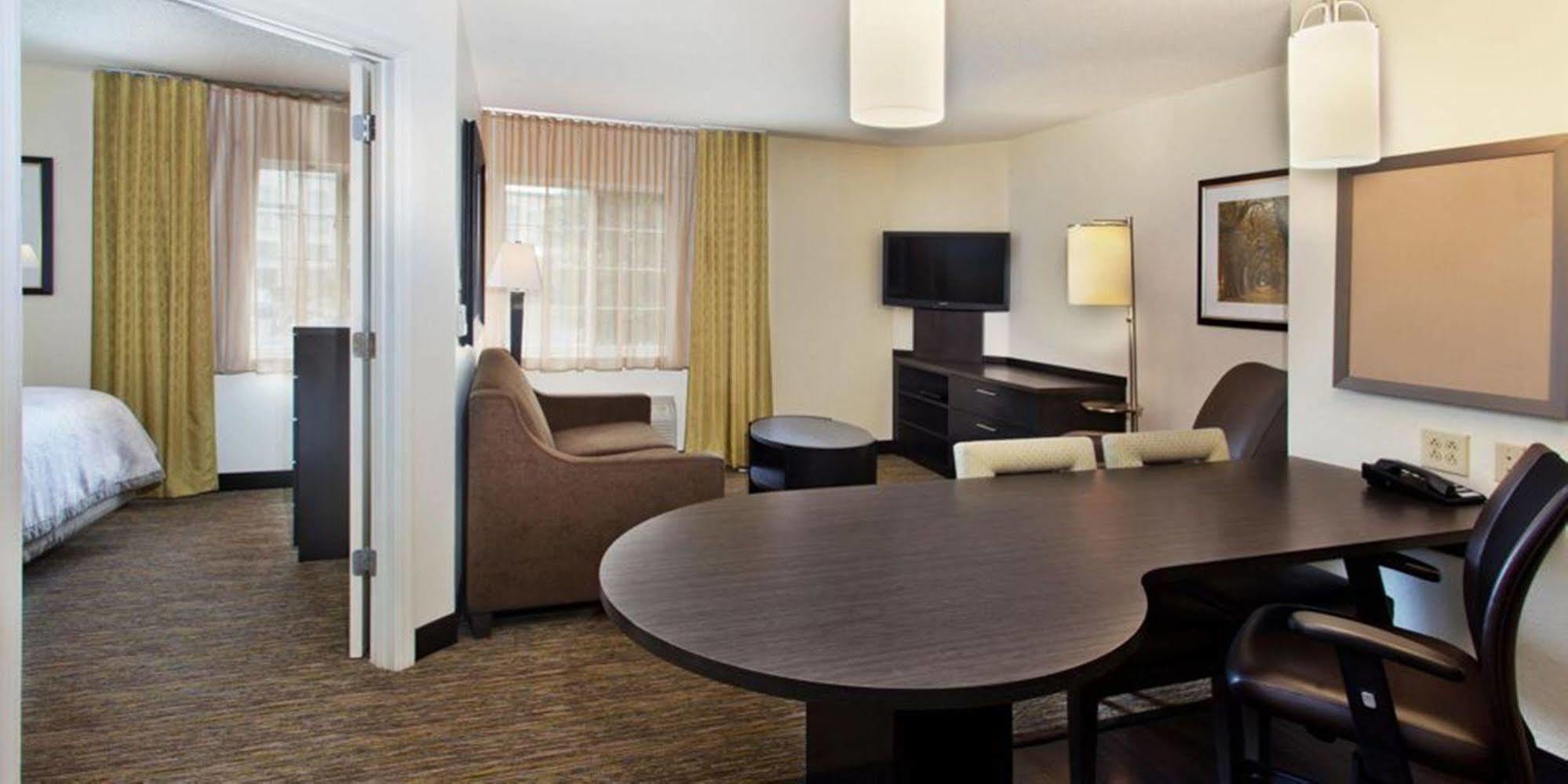 Candlewood - - Carrier Circle By Ihg Hotel 2*